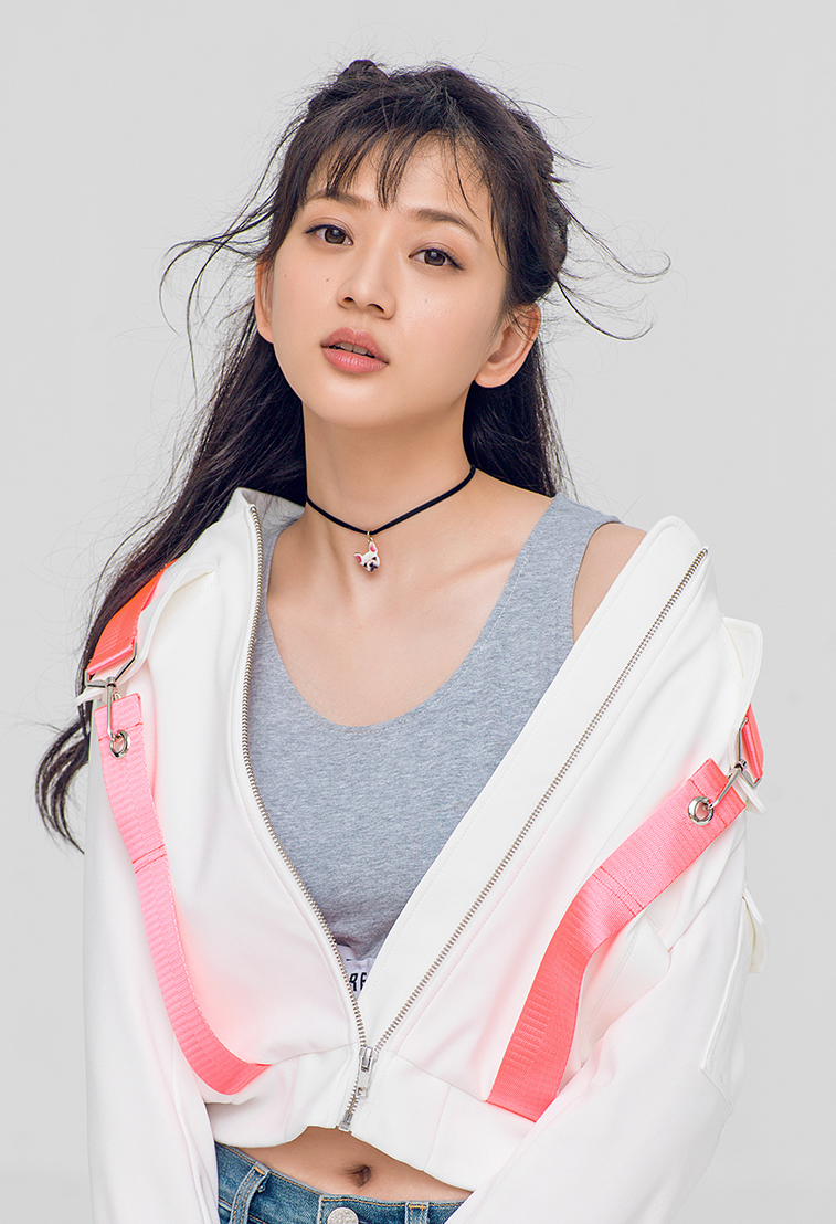 演員白露,演員白露，演藝之路的閃耀之星